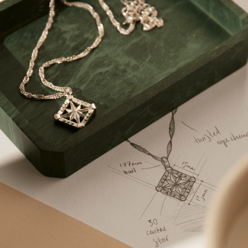 chlobo-inner-guidance-necklace-silver-sntr3234