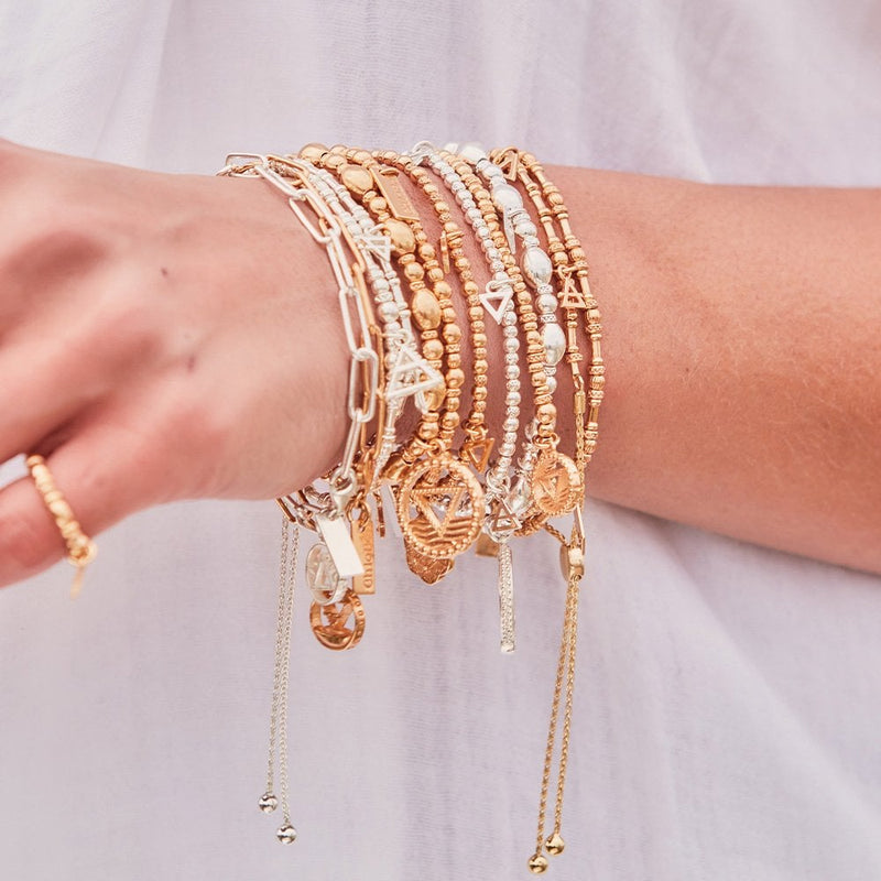 chlobo-noodle-bead-water-bracelet-gold-gbnb3107