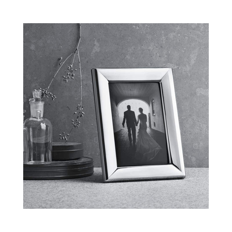 georg-jensen-modern-picture-frame-small-3586952