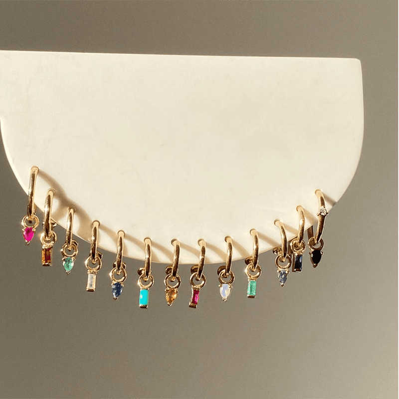 metier-by-tomfoolery-mini-baguette-claw-set-ruby-plaque-gold-bag-c-rub