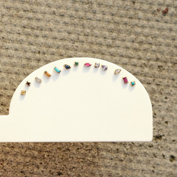 Mini Emerald Baguette Stud Earring - White Gold - ST-BEZ-BAG-MI-EM-WG