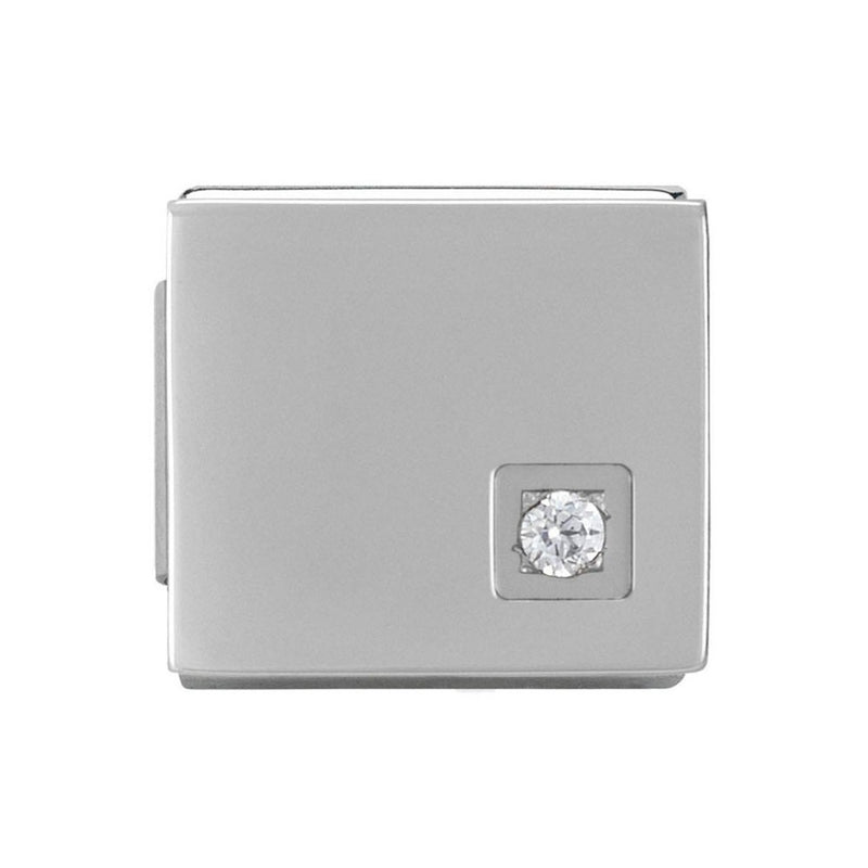 nomination-nomination-composable-ikons-white-low-link-230302-04