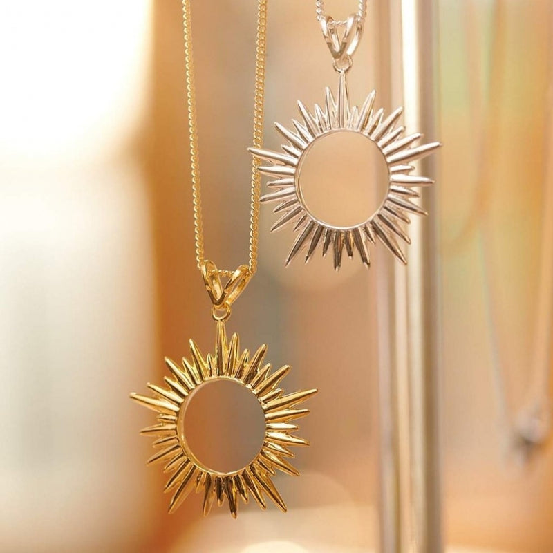 rachel-jackson-electric-goddess-sun-necklace-medium-silver-snn19s