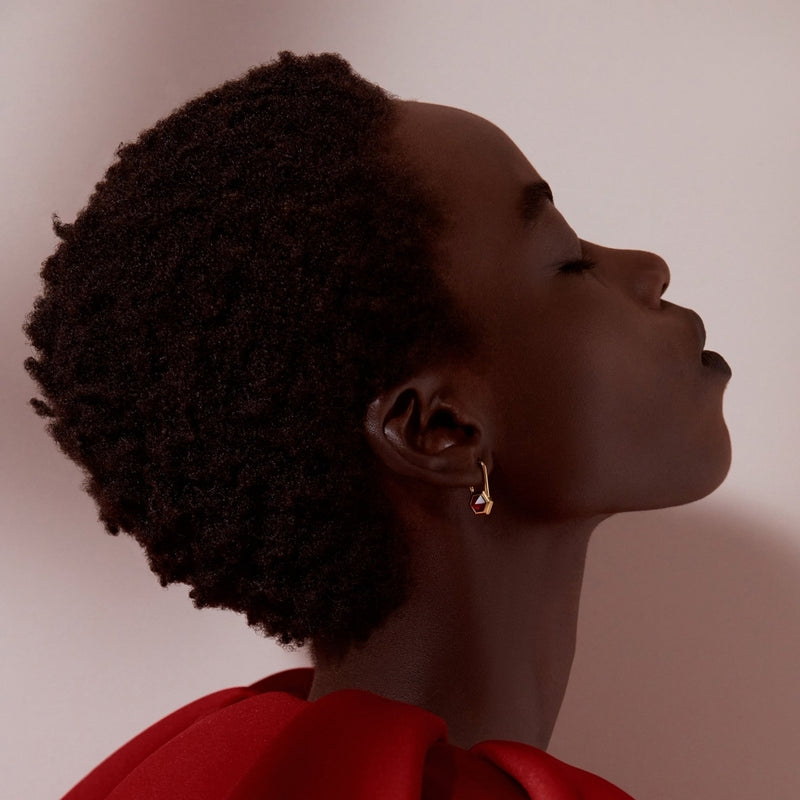 rachel-jackson-garnet-hexagon-padlock-hoop-earrings-gold-hxpe1gagp