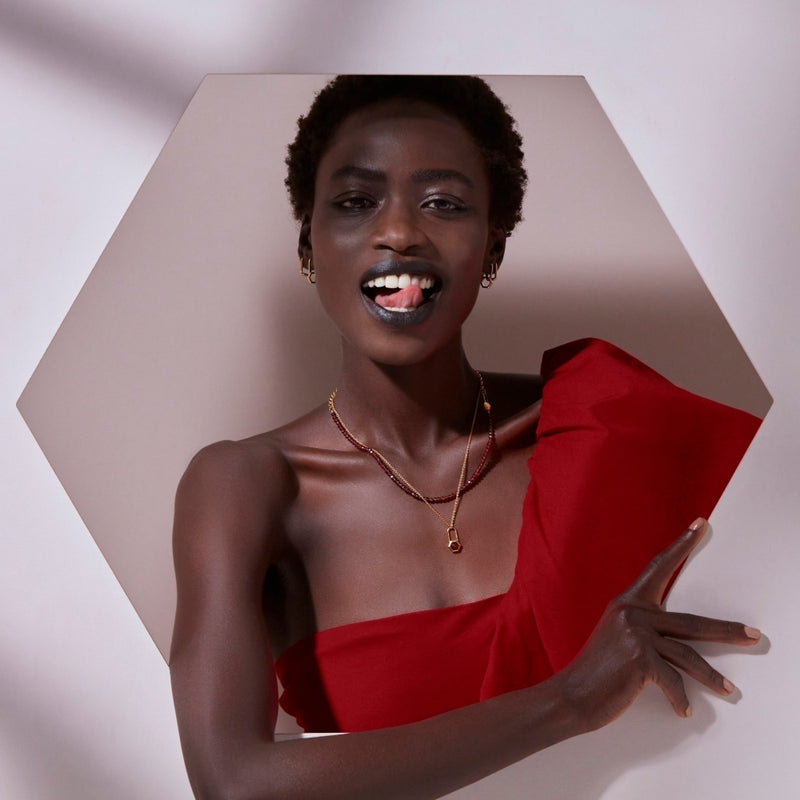 rachel-jackson-garnet-hexagon-padlock-necklace-gold-hxpn5gagp