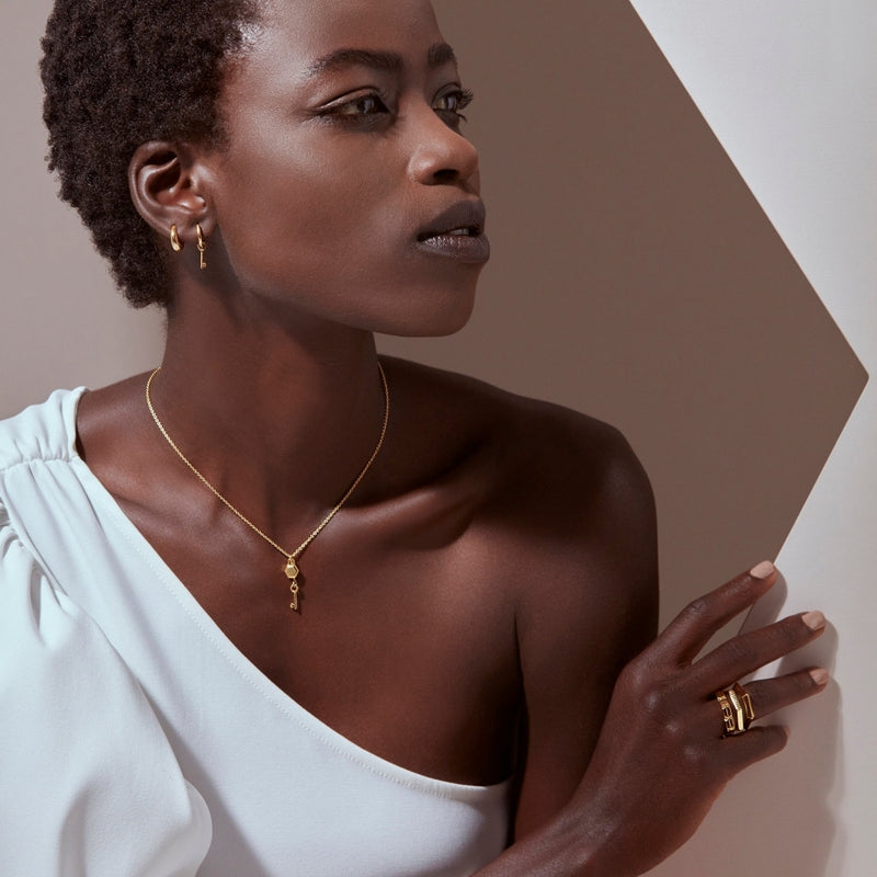 rachel-jackson-mini-lock-key-necklace-gold-hxpn8gp