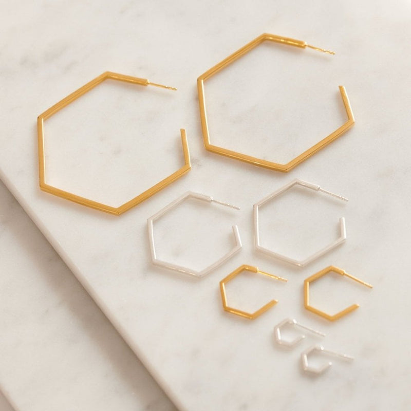 rachel-jackson-oversized-hexagon-hoop-earrings-gold-hxe22gp