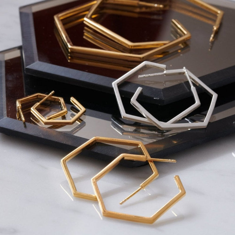 rachel-jackson-oversized-hexagon-hoop-earrings-gold-hxe22gp