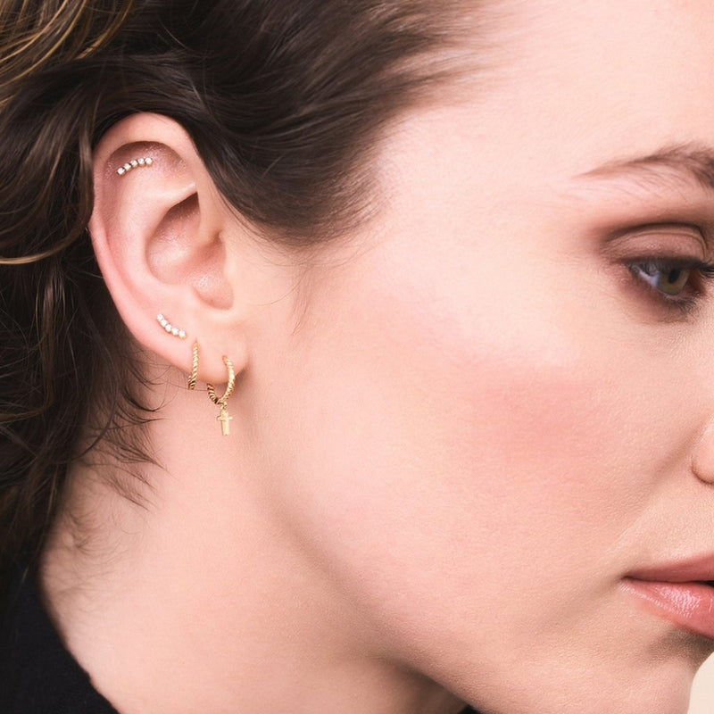 rachel-jackson-rope-twist-huggie-hoop-earring-white-gold-pceh42wg