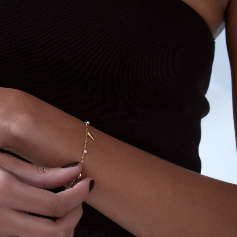 rachel-jackson-studded-pearl-bracelet-gold-plb01gp