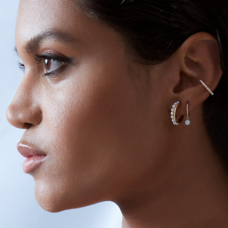 rachel-jackson-studded-pearl-hoop-earrings-gold-ple01gp