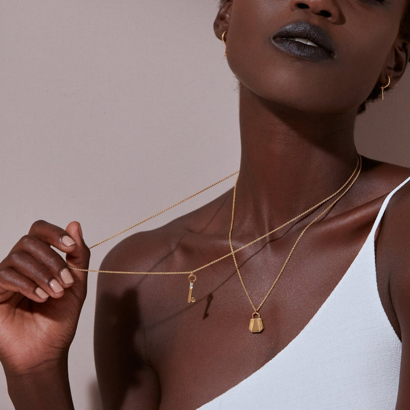 rachel-jackson-topaz-baguette-key-necklace-gold-hxpn6wtgp