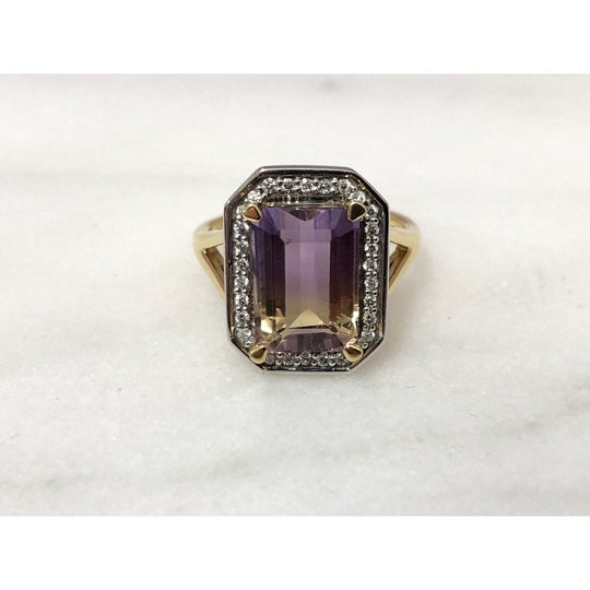 18ct Gold Ametrine and Diamond Ring - 3.85ct