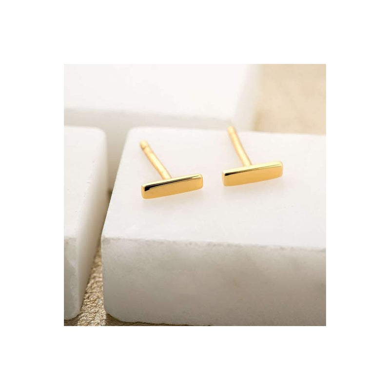 scream-pretty-dash-stud-earrings-gold-spesgs35