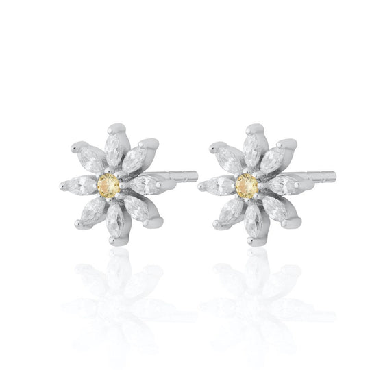 Hannah Martin Flower Stud Earrings - Silver - SPS-402