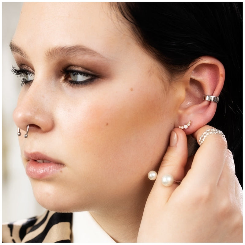 scream-pretty-hannah-martin-opal-stud-earrings-silver-sps-414