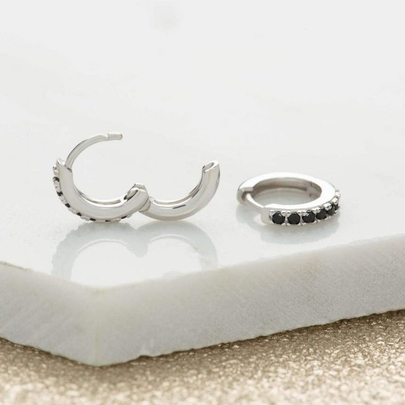 scream-pretty-huggie-hoop-earrings-silver-black-spesss52-pv