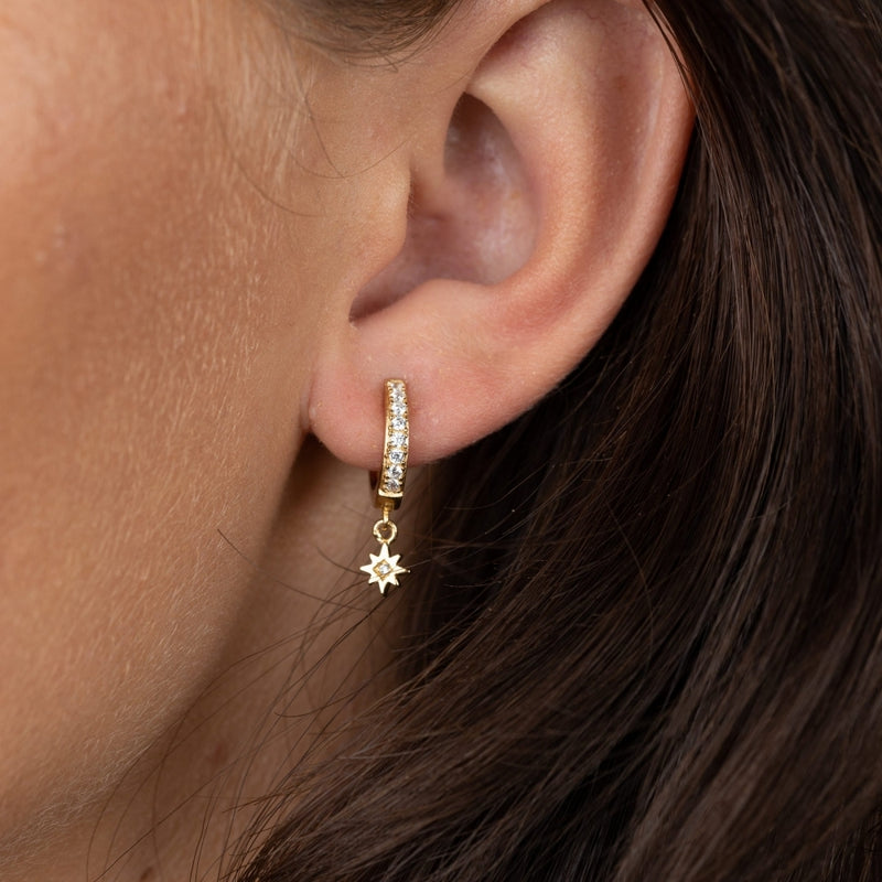 scream-pretty-interstellar-star-huggie-hoop-earrings-gold-spg-380