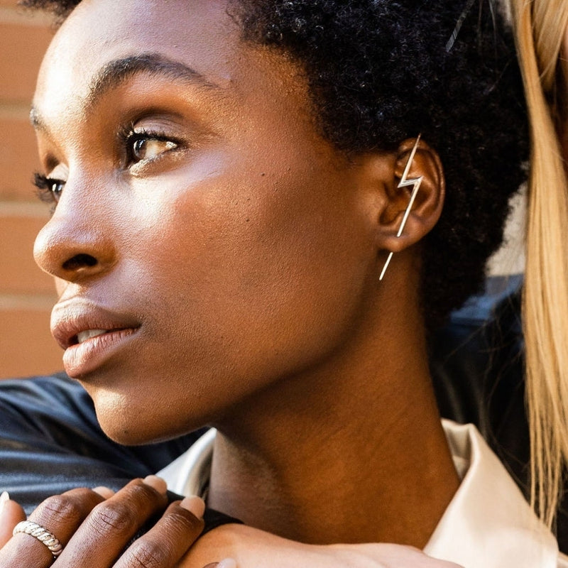 scream-pretty-lightning-bolt-ear-climber-silver-sps-381