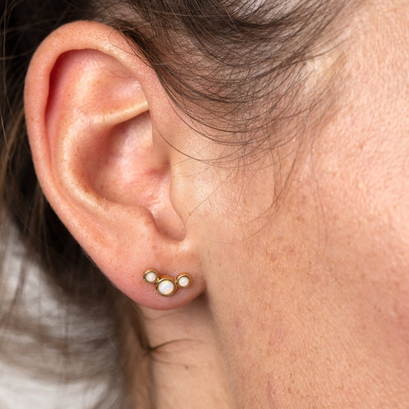 scream-pretty-opal-cluster-stud-earrings-gold-spg-237-c