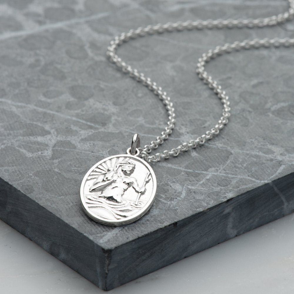 WIOY St Christopher Medal Necklace 925 Sterling Silver, Saint Christopher  Pendant Necklace for Men Women | Amazon.com