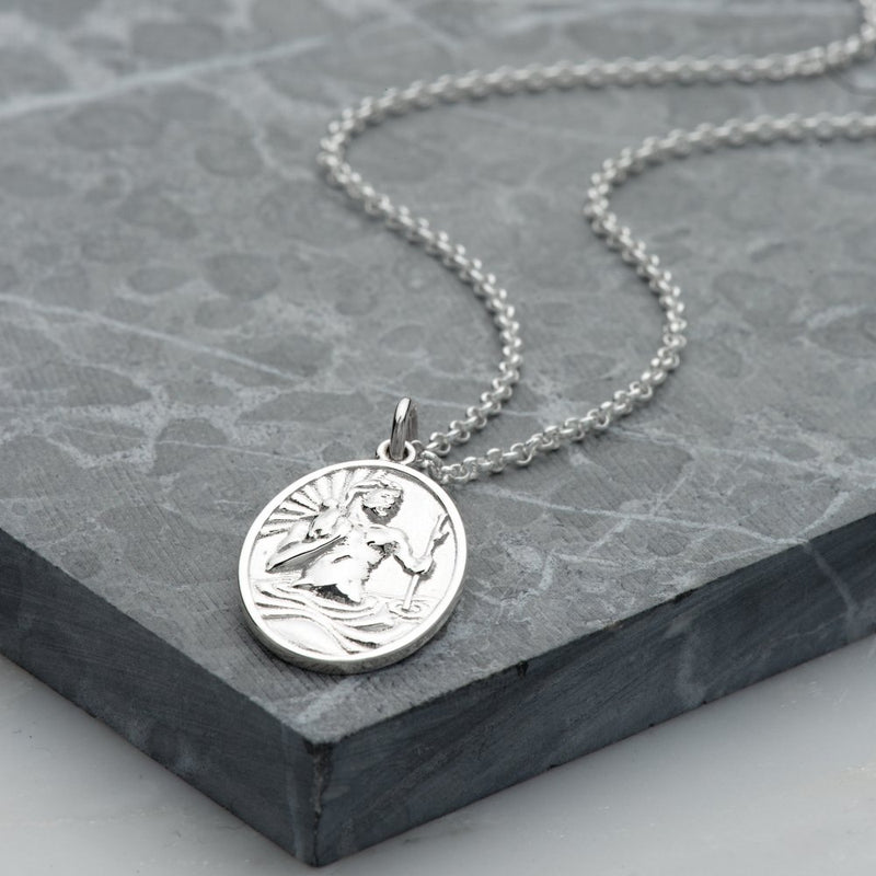 scream-pretty-st-christopher-necklace-silver