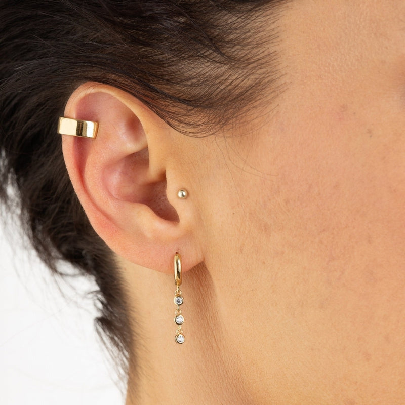 scream-pretty-triple-drop-sparkle-huggie-hoop-earrings-gold-spesgs147