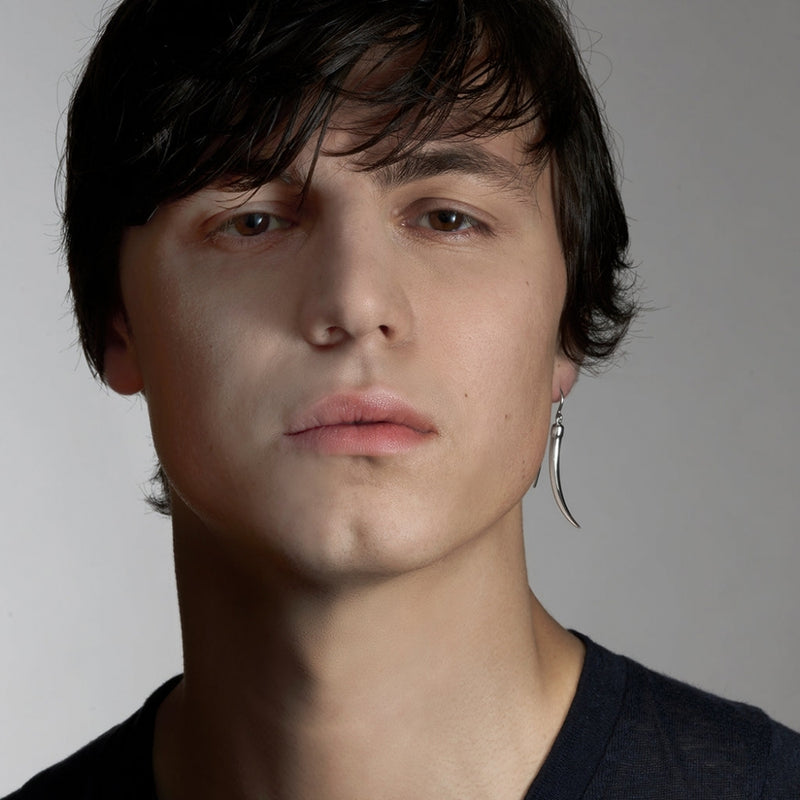 shaun-leane-no-1-small-earrings-silver-sa092-ssnaeos