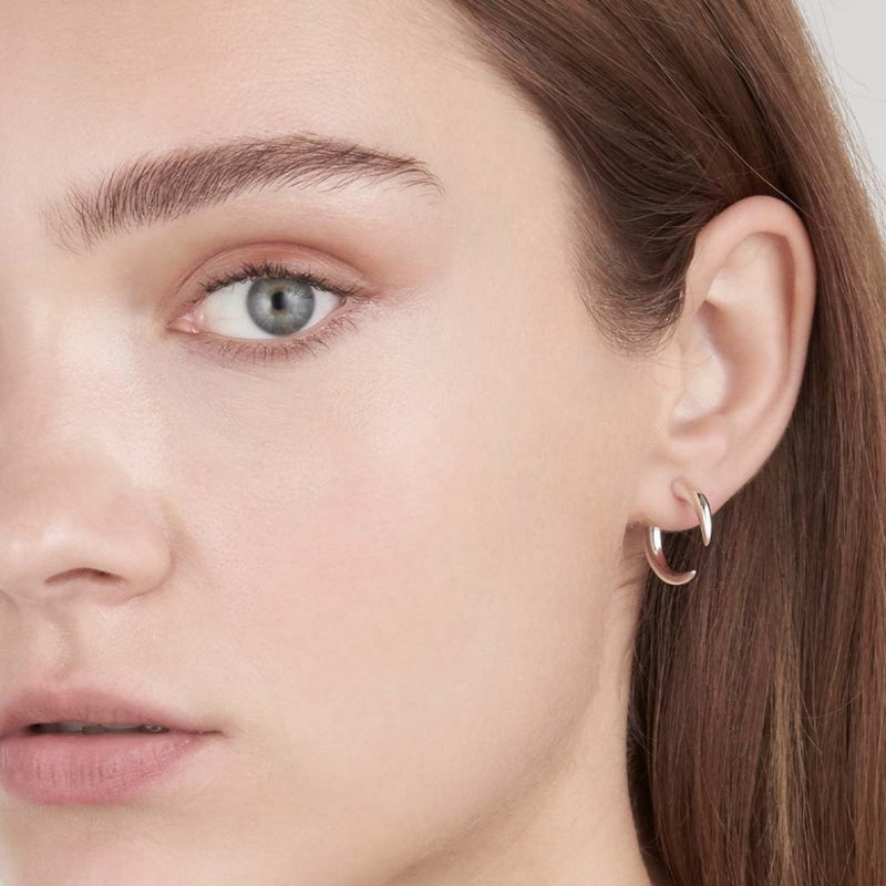 shaun-leane-quill-small-hoop-earrings-silver-qu040-ssnaeos