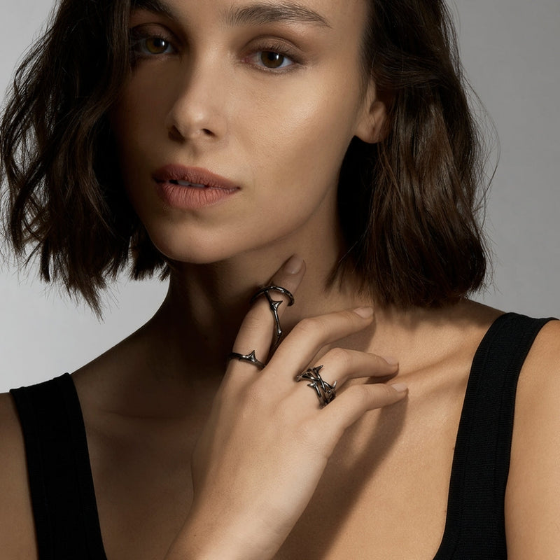 shaun-leane-rose-thorn-triple-band-ring-size-s-black-rhodium-rt014-brnarzs