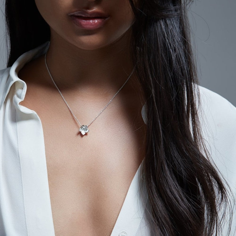 shaun-leane-shaun-leane-cherry-blossom-pendant-on-a-necklace-silver-diamond-sls221