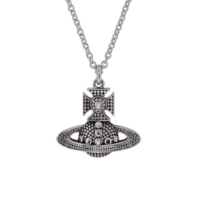 vivienne-westwood-man-salomon-bas-relief-pendant-antique-silver-63020384-02p017-im