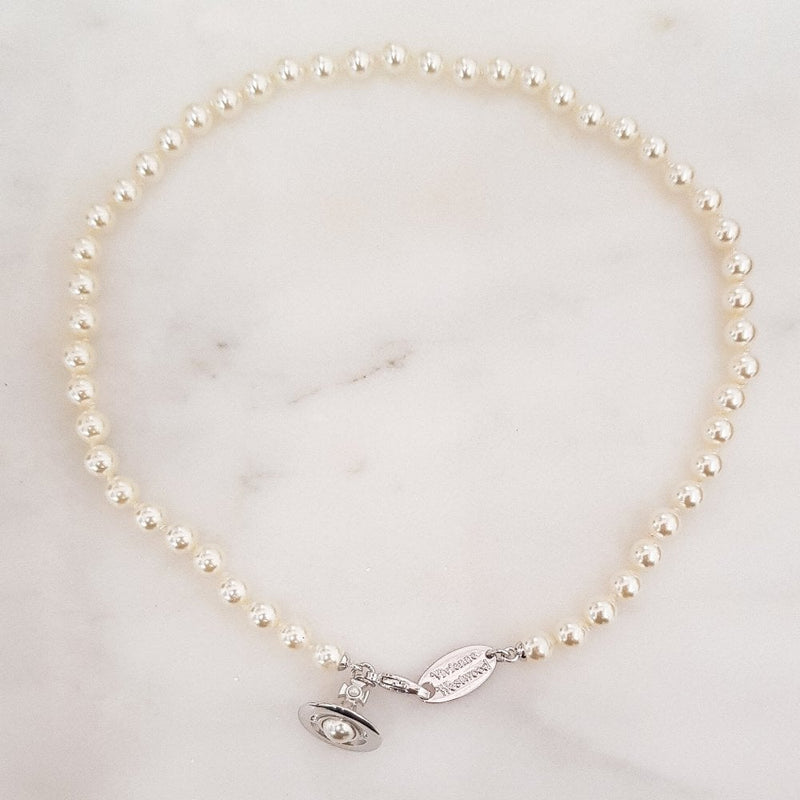 vivienne-westwood-simonetta-pearl-choker-cream-silver-63010085-02w360-cn